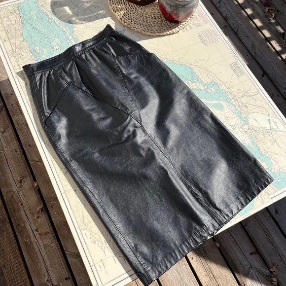 Vintage Sylvia Mark Black Leather Midi Skirt sz9 - Picture 1 of 7